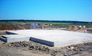 Фундамент монолитная плита Каменка цена от 2804 руб.